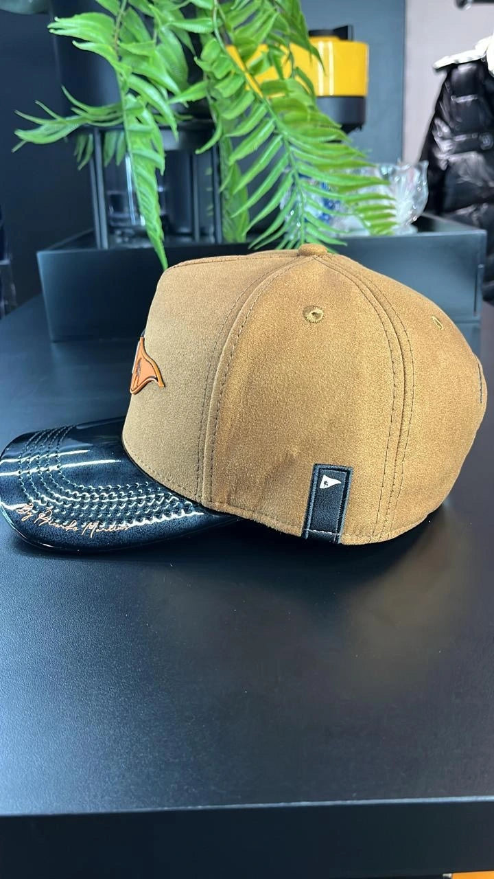 Boné Um Casal em Cristo - LGND