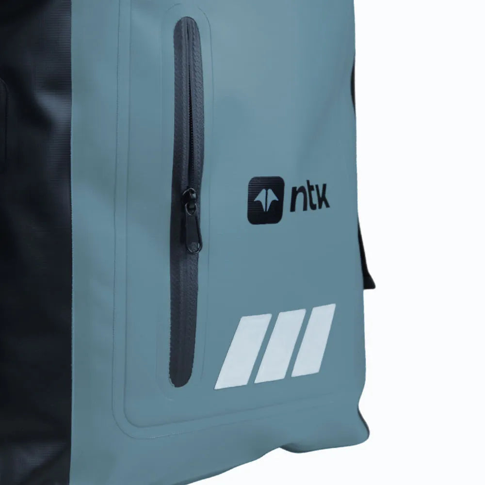 Duffle BK 20L Mochila do Nelsinho branco e preto